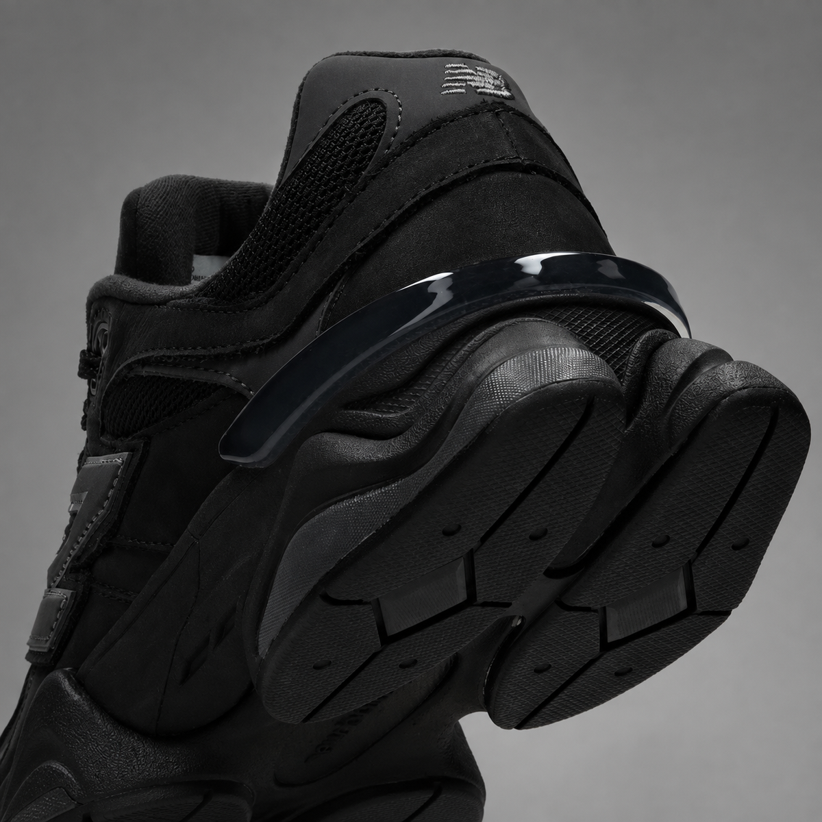 NB 9060 Black Cat